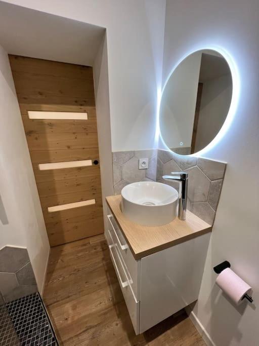 Studio 1 Neuf A 100 M Des Plages Et De La Gare Saint-Raphaël Exteriér fotografie